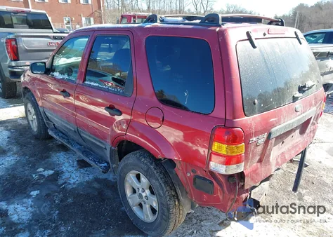 2005 Ford Escape Xlt z USA, uszkodzony, nr VIN 1FMYU93165DA14870